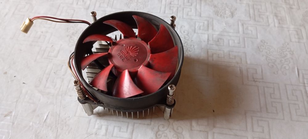 Продам ПК на запчасти