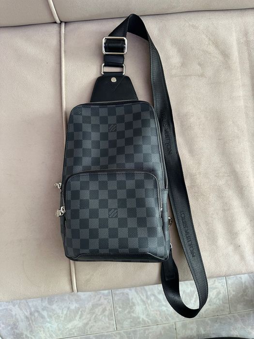 Мъжка чанта Louis Vuitton | LV