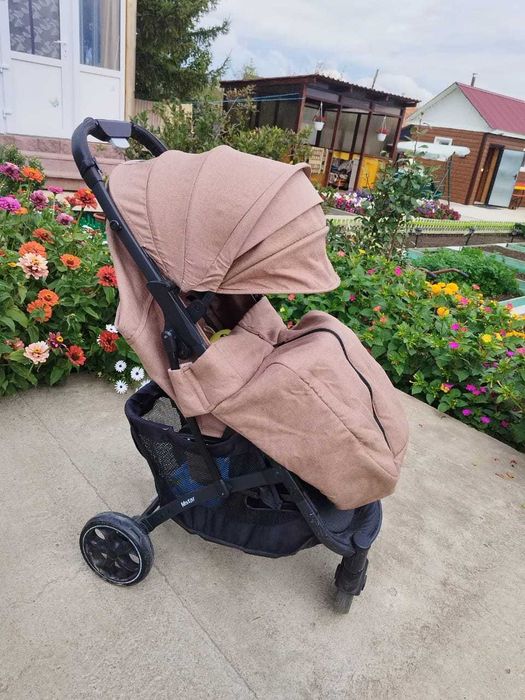 Продам детскую коляску