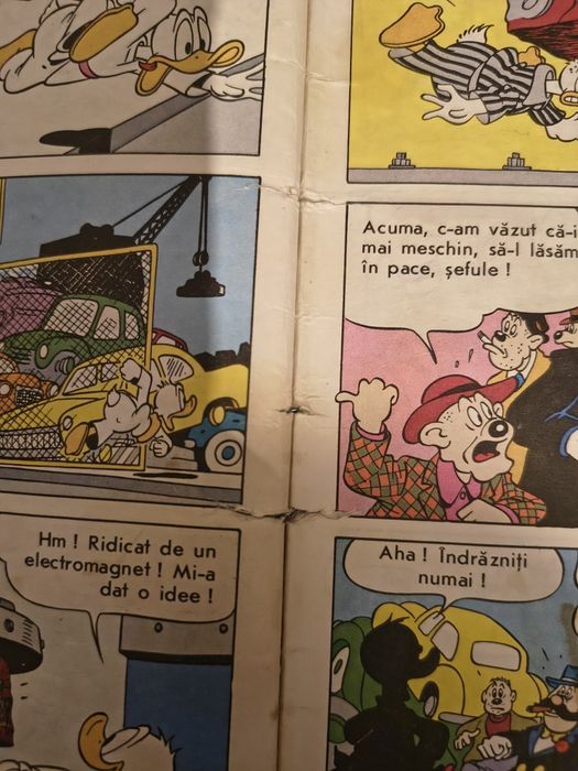 Revista Mickey Mouse benzi desenate egmont cu talon și poster