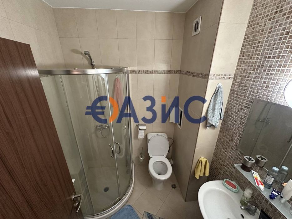 Продава се Двустаен апартамент в к.к. Слънчев бряг - 60 кв.м за 1584 €/кв.м - Снимка #14