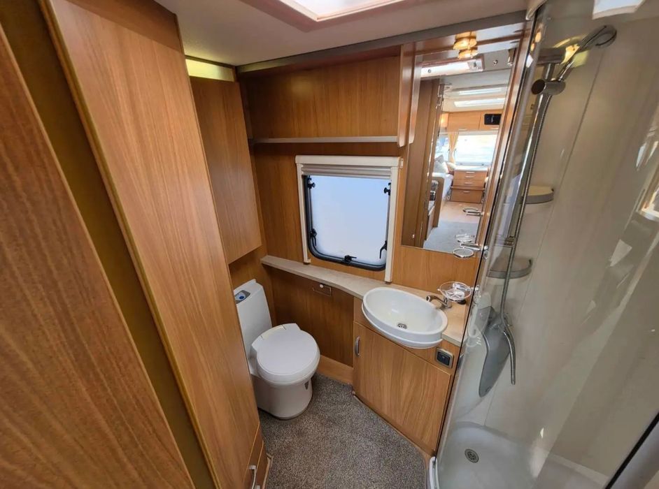Rulota de închiriat Swift Challenger 530/2012
