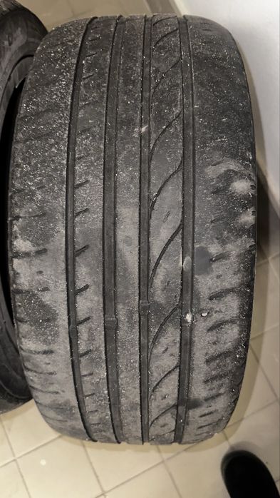 Продам шины, в среднем состоянии
