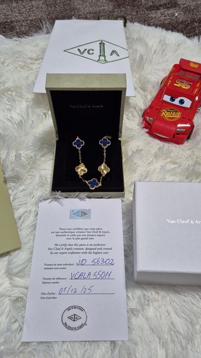 Bratara Van Cleef & Arpels Blue Motifs tip marmura