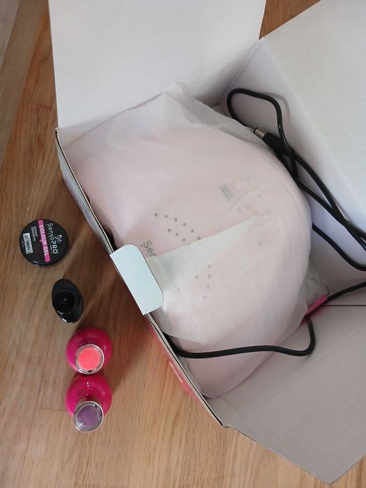 Lampa pentru unghii gel