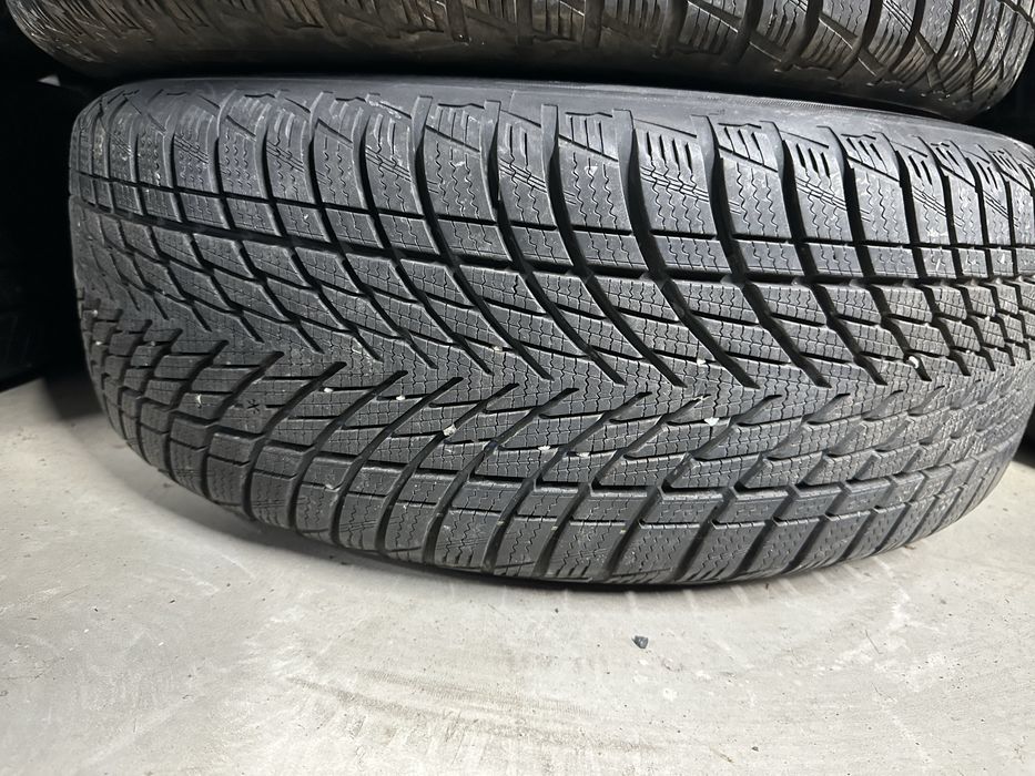 Roti iarna Volvo XC40 R19 DOT2024 Good Year