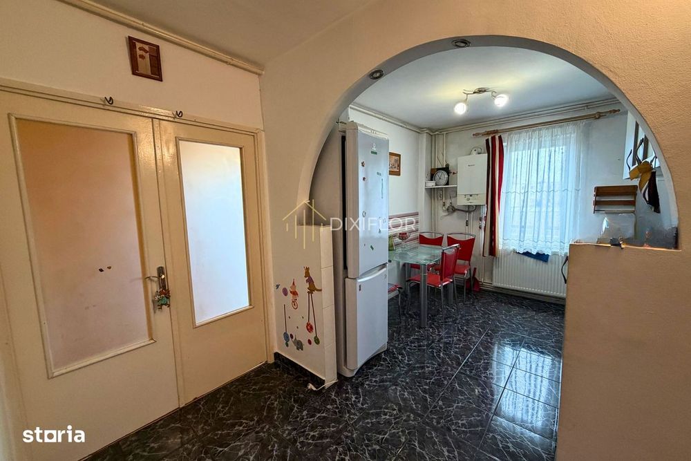 Apartament cu 3 camere | Unirii | 123.000 euro