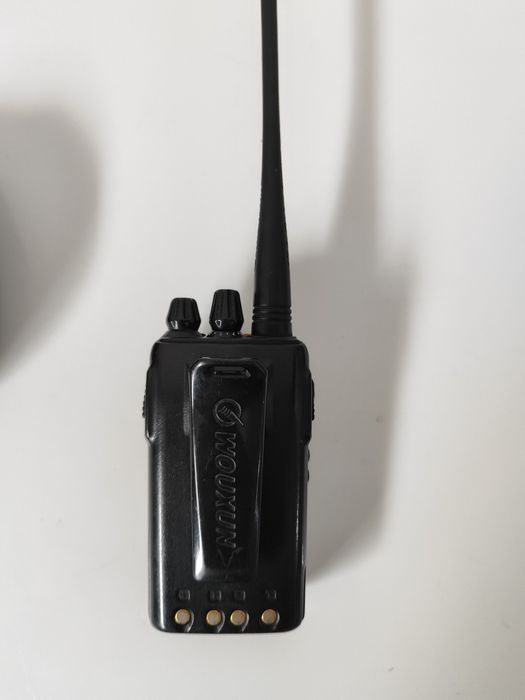 Продам рацию Woxun WG-833