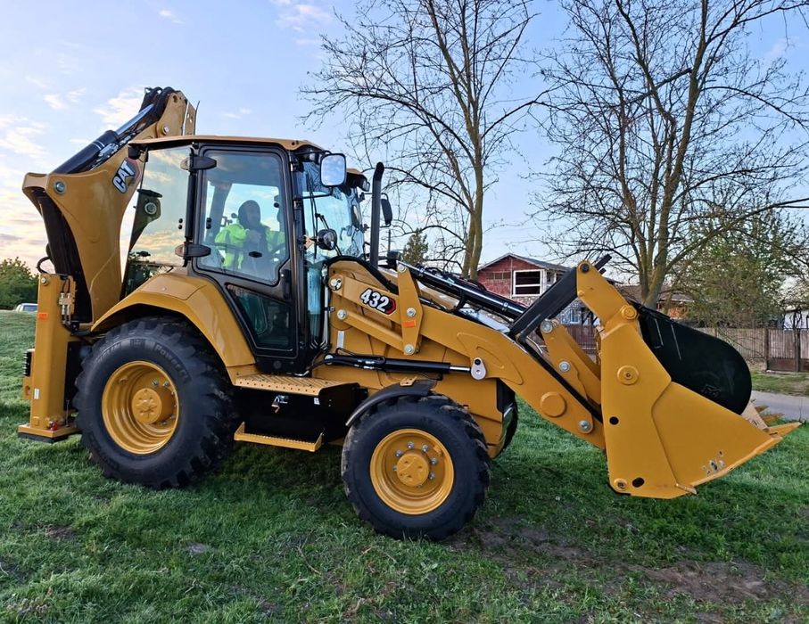 Buldoexcavator de inchiriat in Iasi