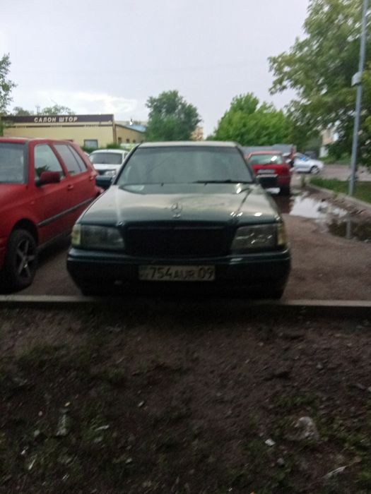 Mersedes benz c180
