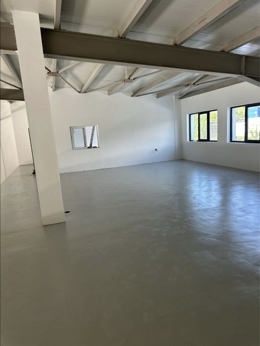 Чисто нов склад под наем