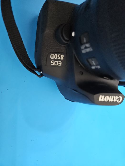 Фотокамера Canon EOS 850D