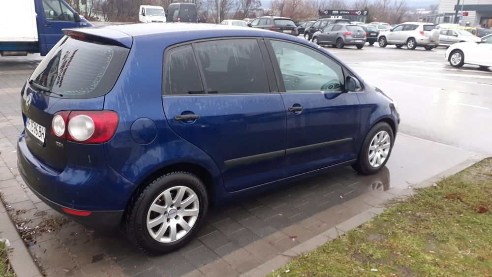 Фолсваген голф плюс