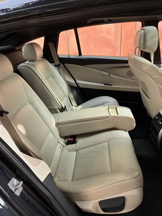Бежов кожен Recaro салон с подгрев BMW F07 GT