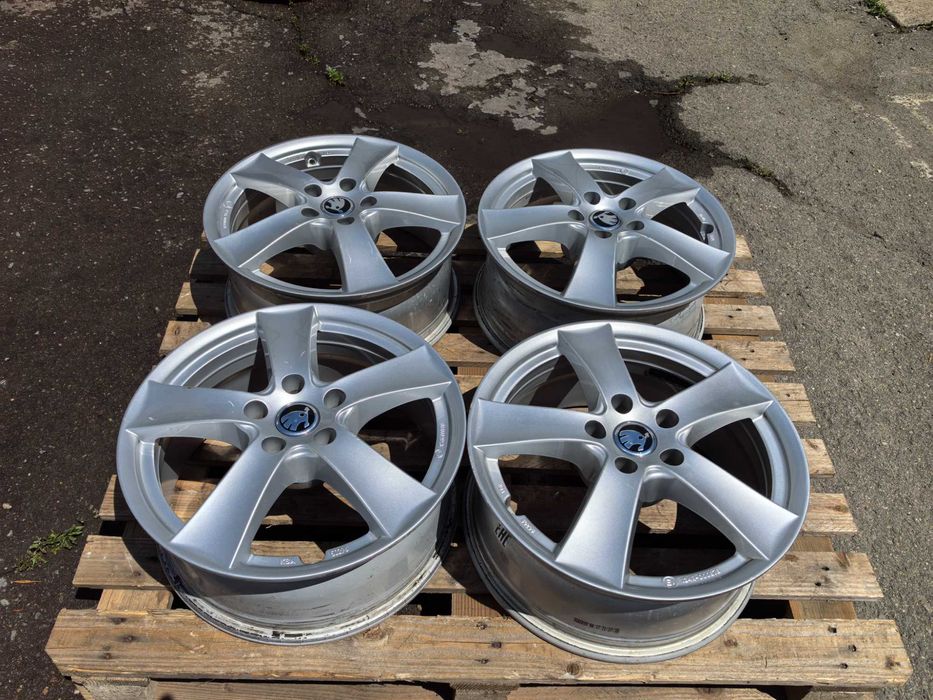 17 цола 5 х 112 мм Шкода / Фолксваген Групата - 7 Инча / ЕТ 40