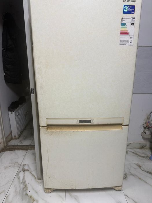 Холодильник на зап части