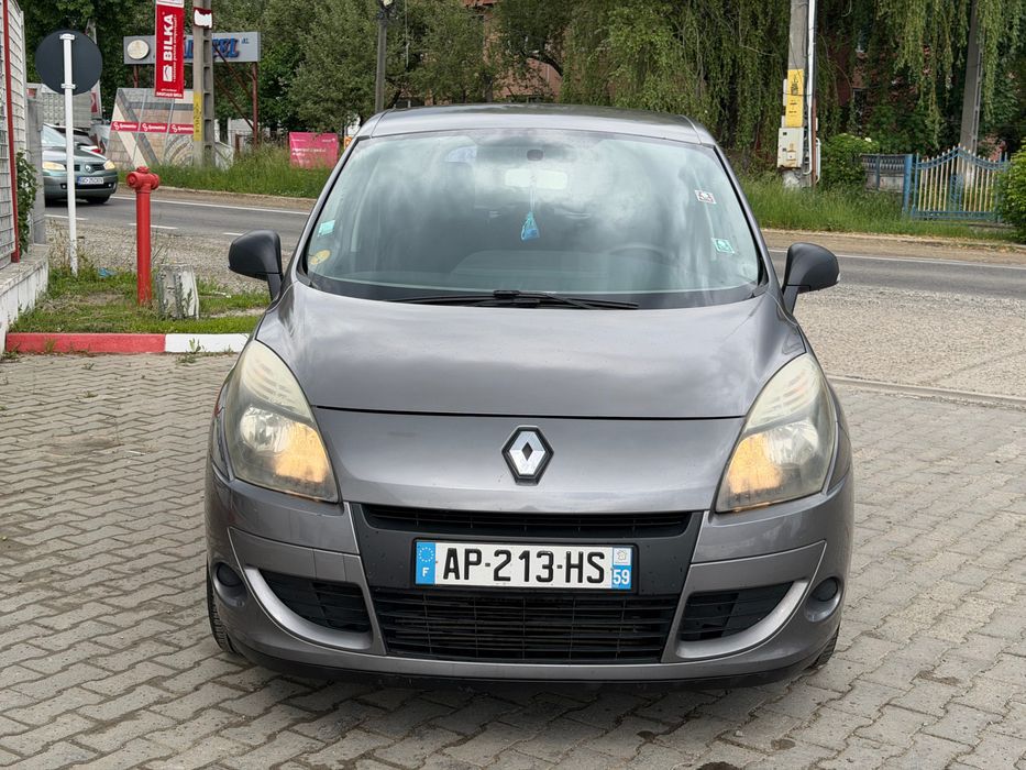 Renault Scenic “ 1.5 DCi