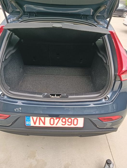 Volvo V40 ,D2,2.0 ,120CP, an 2018