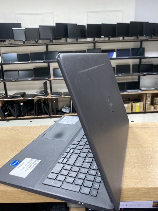 Ноутбук Dell i5-1135G7/RAM8/SSD512/XE Graphics