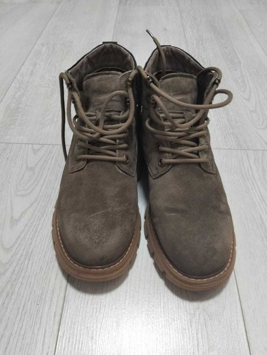 кожаные демисезонные ботинки