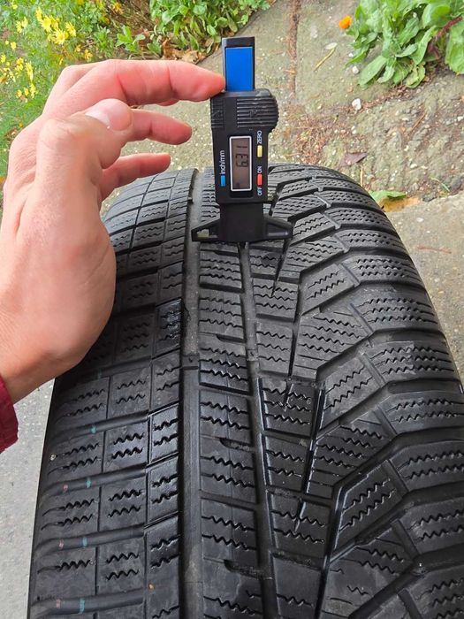 Anvelope / Cauciucuri  Hankook Winter Icept Evo2 MO 225/45R18 IARNA