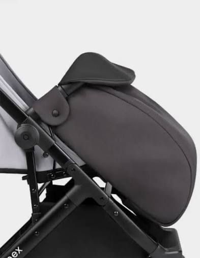 Продам прогулочную коляску Anex Air-X