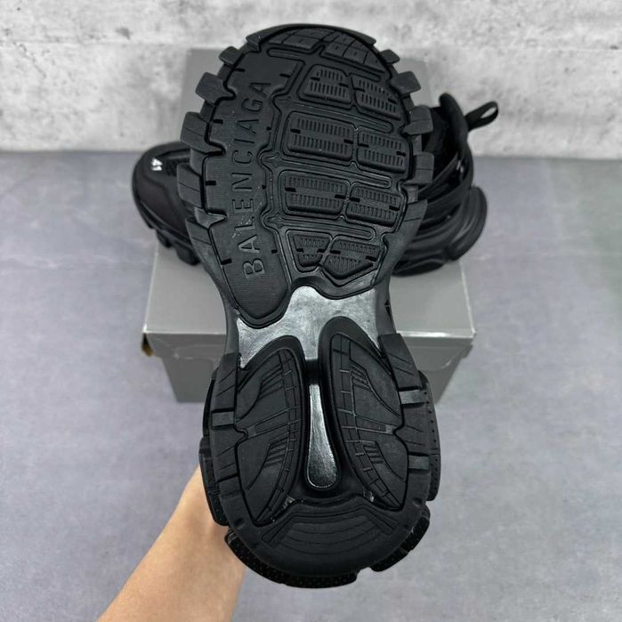 Balenciaga Track Black