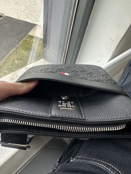 Барсетка томми в хорошем качестве