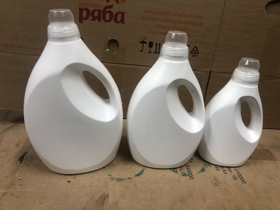Бутылка пластиковая