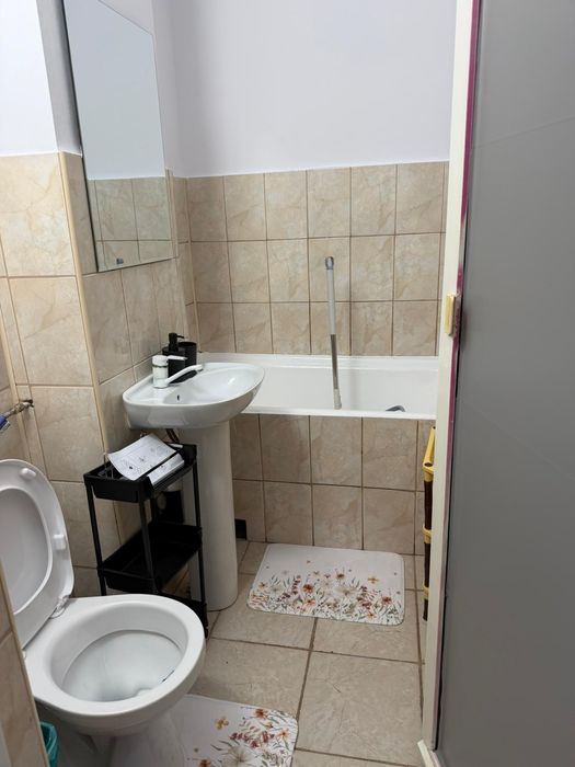Inchiriez garosniera capatul lui Unu