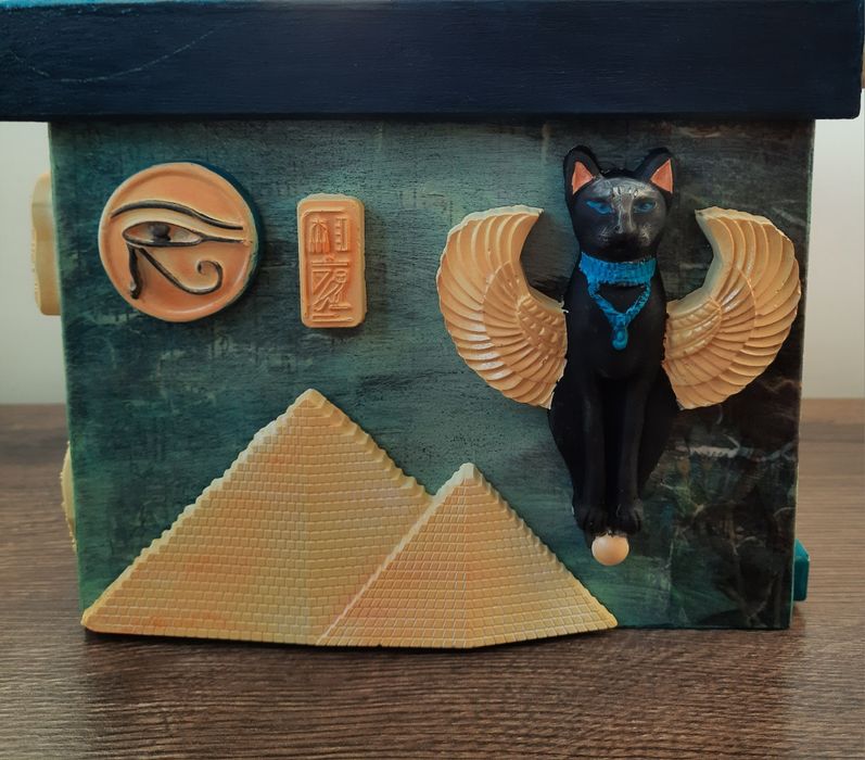 Кутия за бижута.