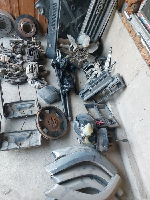 Запчасти на прадо 78