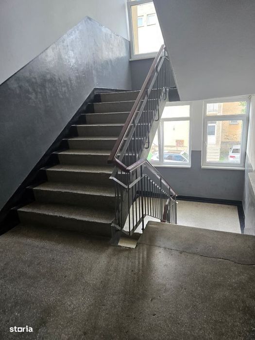 Apartament renovat 2 camere,  boxa, centrala proprie, Bogdanestilor