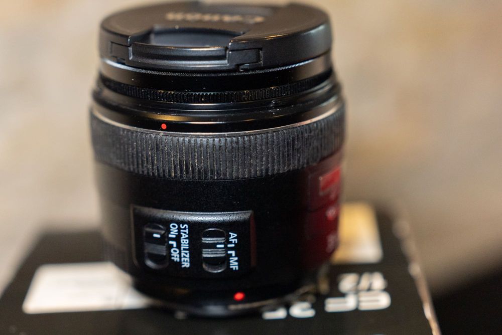 Canon 80D cu OBIECTIV 35mm f2 IS USM