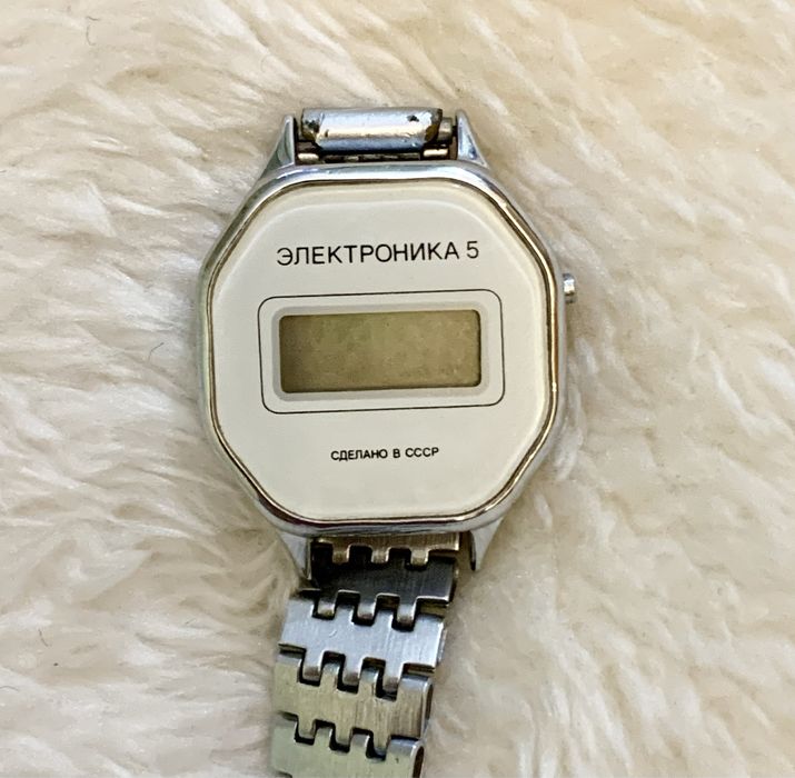 Продам часы Электроника 5 СССР