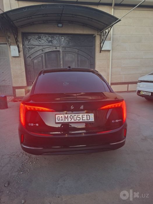 Honqi EQ5 sotiladi kraska toza
