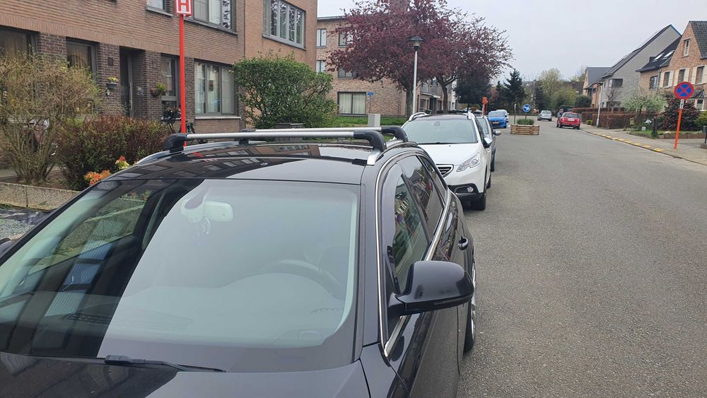 Audi -Thule- Audi A3, А4,A6  напречни греди ,Thule  релси