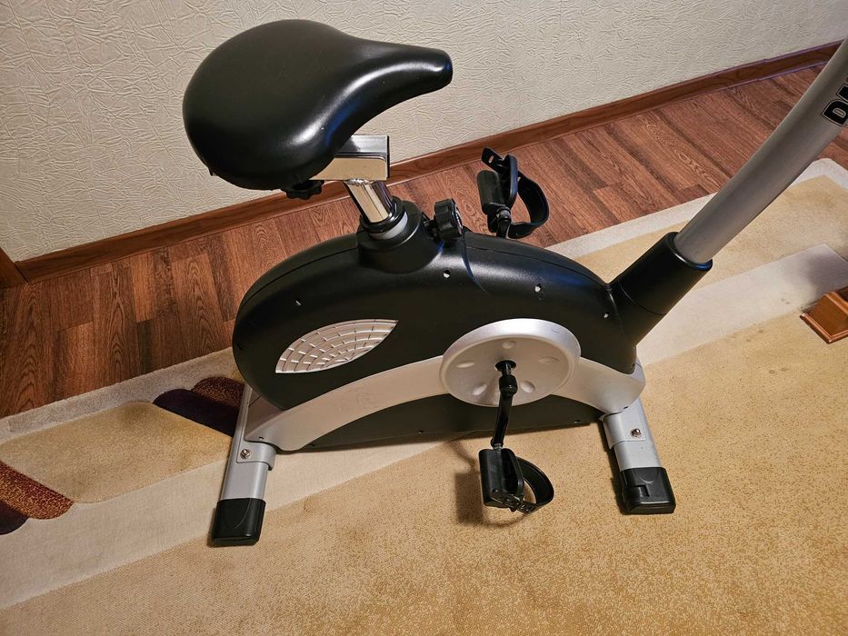 Магнитный велотренажер Body Sculpture DM-2880