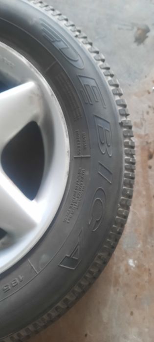 De vânzare  cauciucuri cu jante.complet