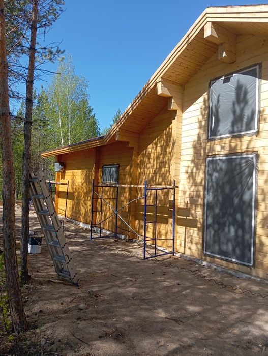 Бригада оказывает услуги по строительству деревянных домов