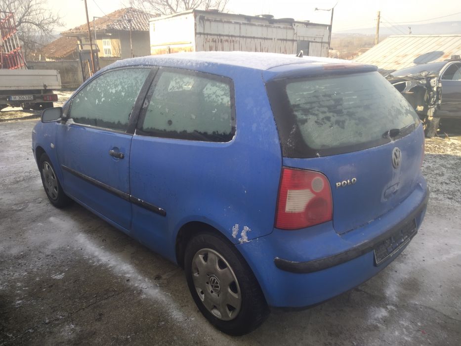 Фолксваген поло 1.2 бенз 2 врати. 64 коня 2 броя