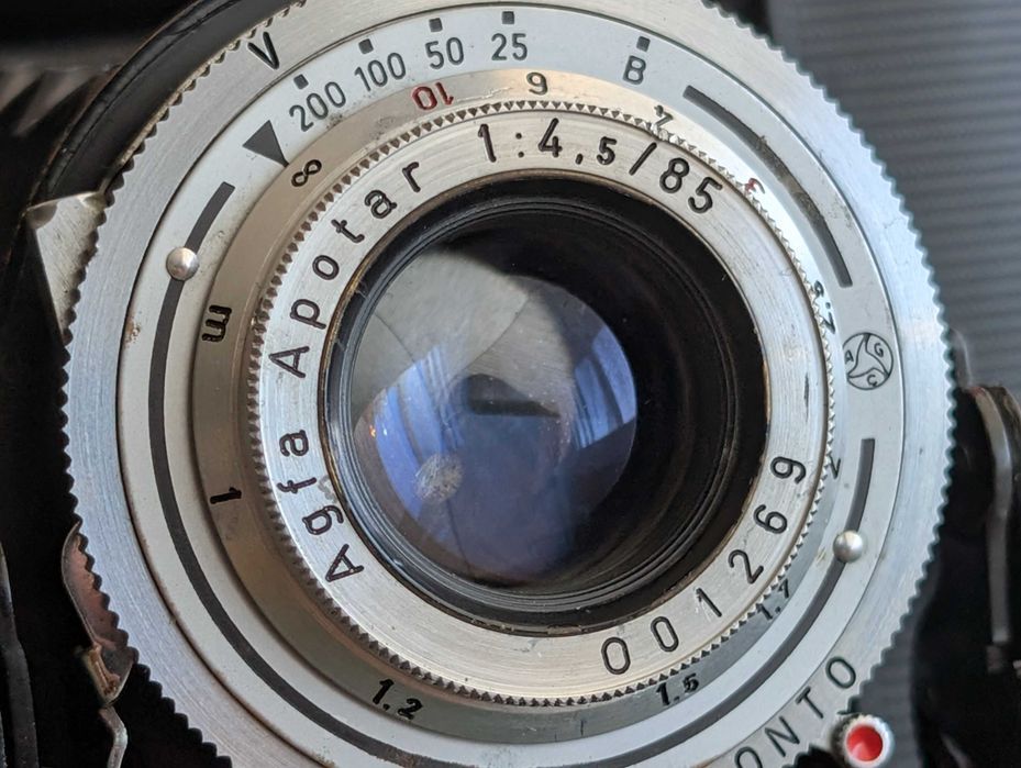 Aparat foto pe film  Agfa Isolette II - Apotar 85mm f4.5 format mediu servisat functional