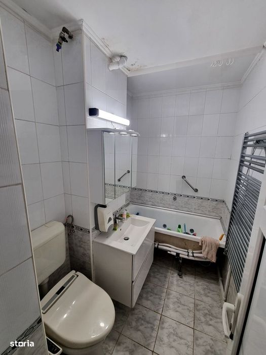 Tomis nord Calinescu-apartament 3 camere decomandat