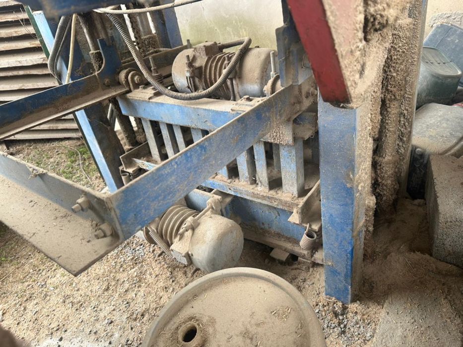 Продам шлакоблочный станок