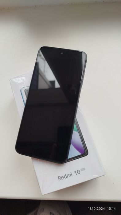 Телефон Редми 10.