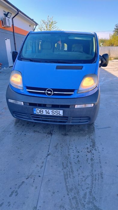 Opel vivaro 1.9 8+1