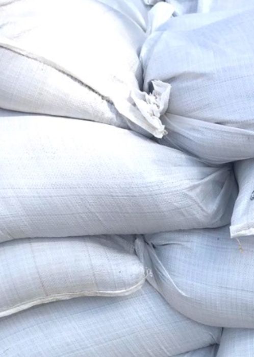 Vând nisip gata pus in sac.