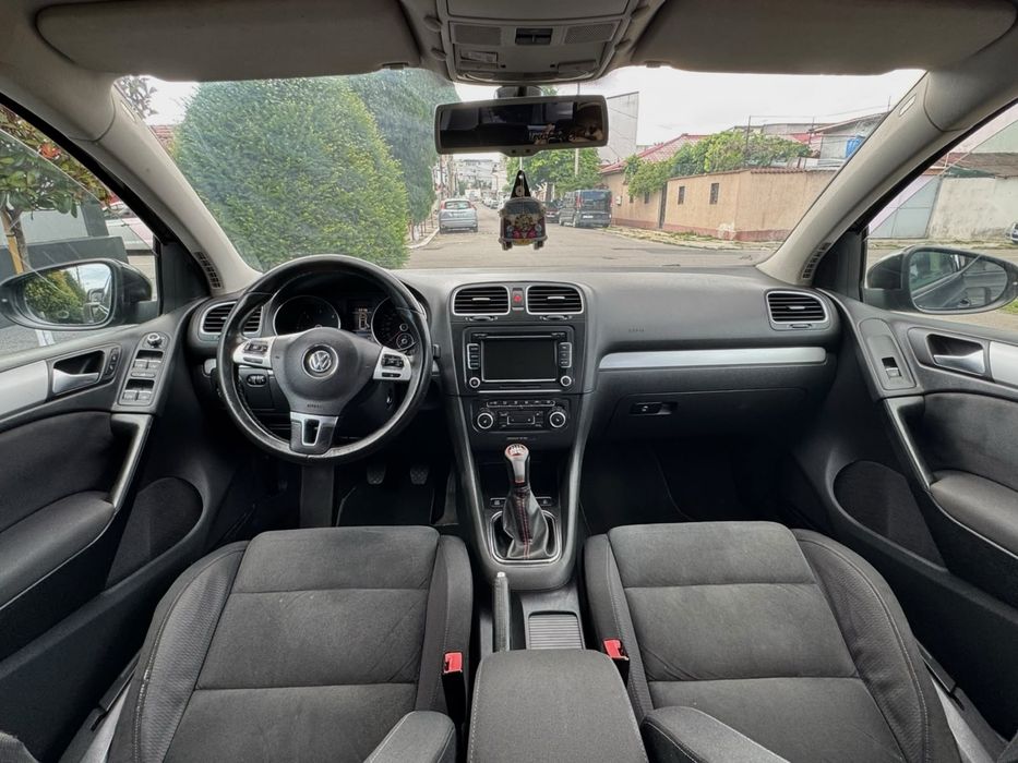 VOLKSWAGEN Golf 2010 — imagine 3