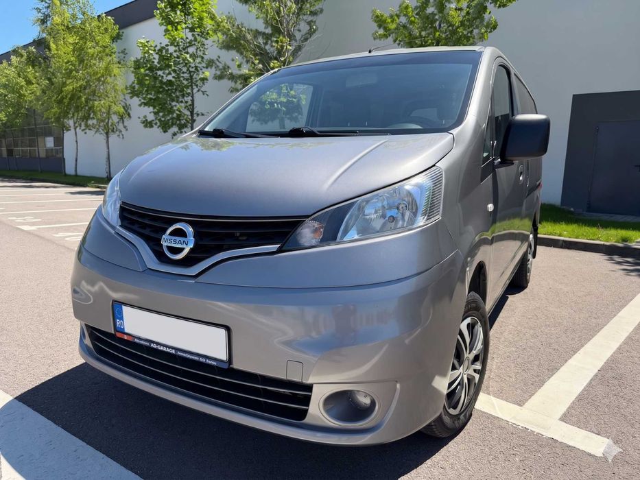 Nissan NV200 7 locuri
