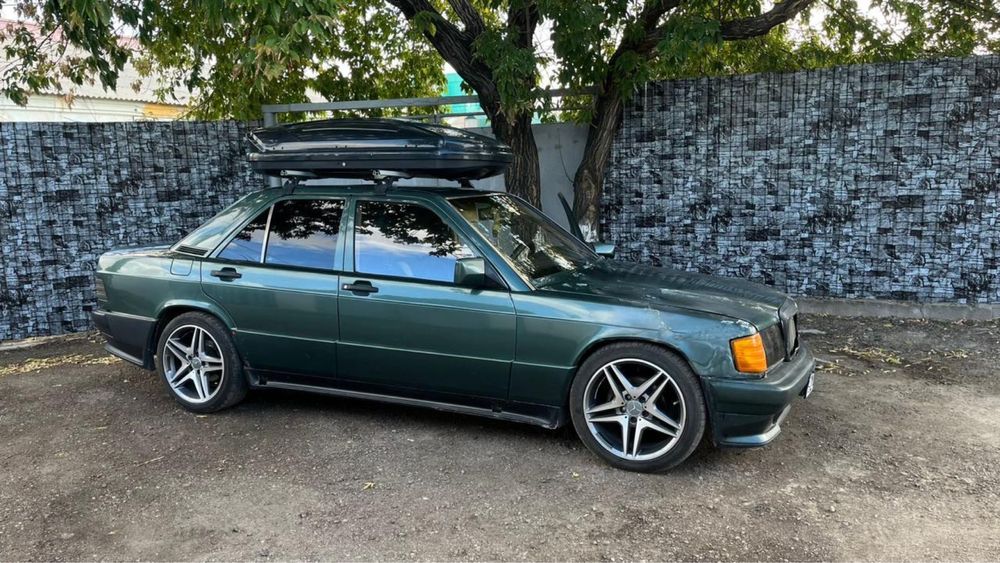 Продам мерс 190